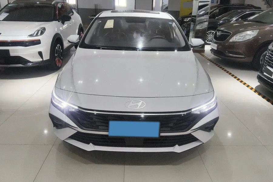 2023 Hyundai Elantra 1.5L 115HP L4 CVT,autocango,china used car exporter,china ev exporter,chinese used car exporter,chinese used ev exporter