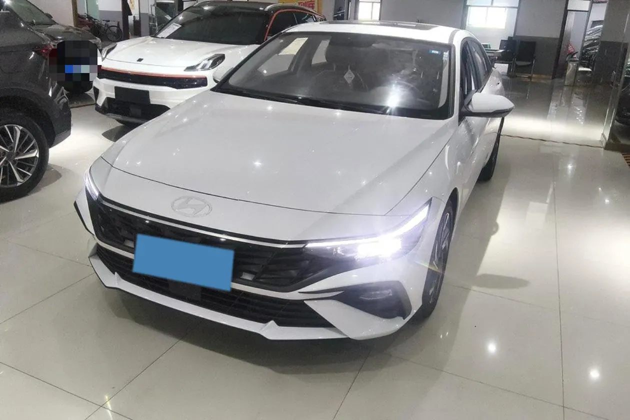 2023 Hyundai Elantra 1.5L 115HP L4 CVT,autocango,china used car exporter,china ev exporter,chinese used car exporter,chinese used ev exporter