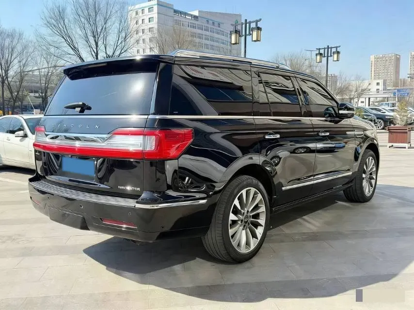 2018 Lincoln Navigator 3.5T 415HP V6 10AT,autocango,china used car exporter,china ev exporter,chinese used car exporter,chinese used ev exporter