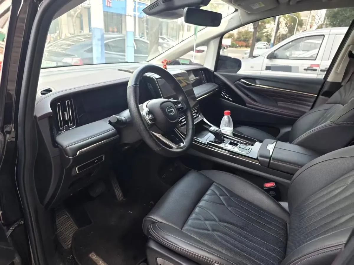 2024 GAC Trumpchi M8 2.0T 252HP L4 8AT,autocango,china used car exporter,china ev exporter,chinese used car exporter,chinese used ev exporter