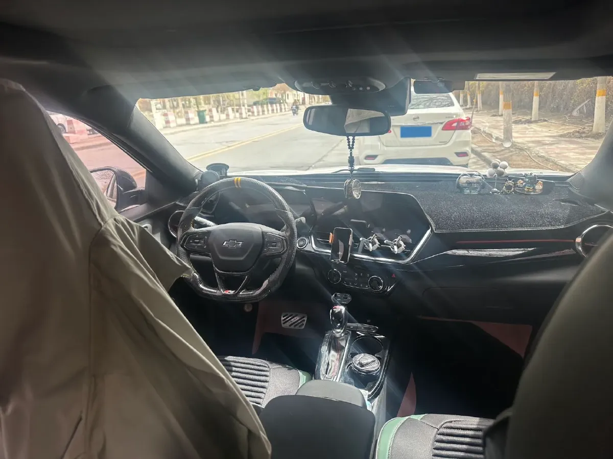 2022 Chevrolet Seeker 1.5T 184HP L4 CVT,autocango,china used car exporter,china ev exporter,chinese used car exporter,chinese used ev exporter