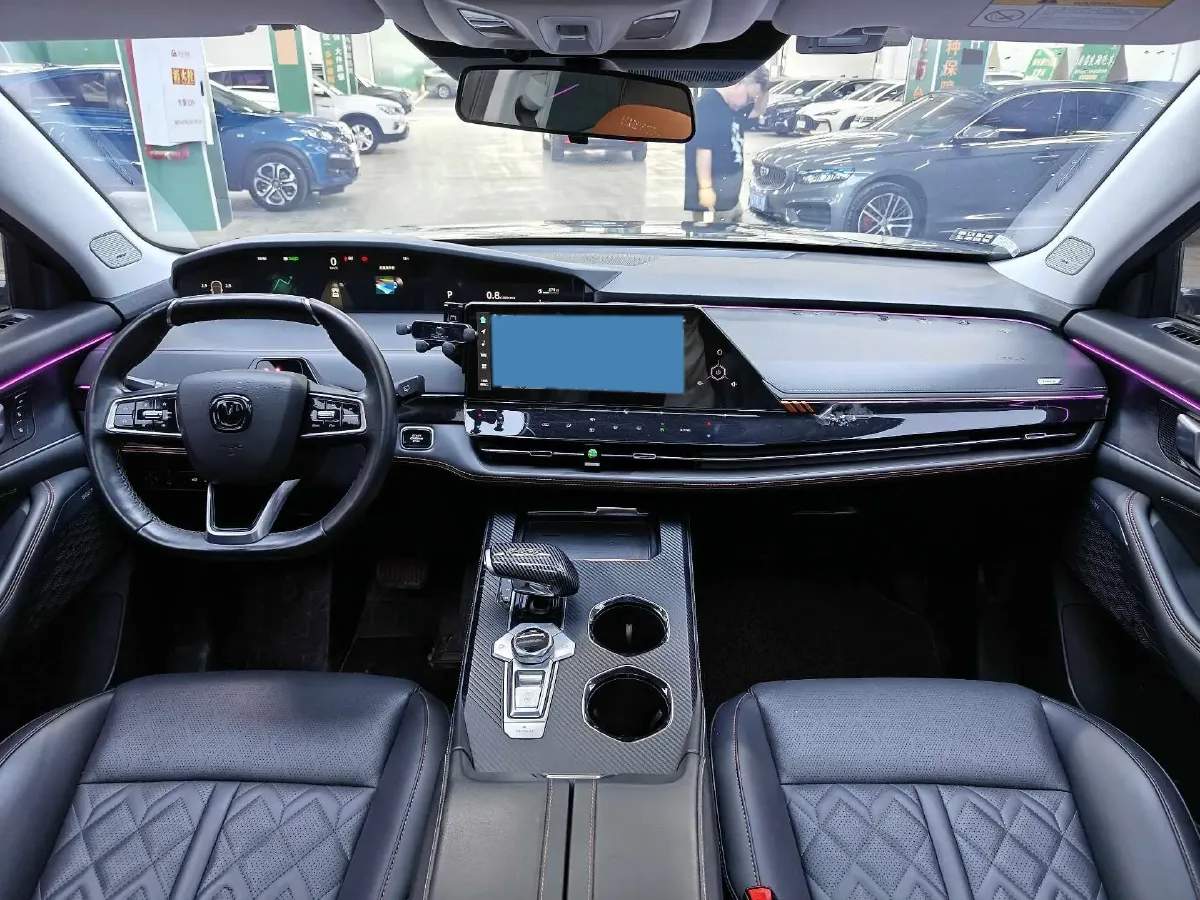 2021 ChangAn UNI-K 2.0T 233HP L4 8AT,autocango,china used car exporter,china ev exporter,chinese used car exporter,chinese used ev exporter