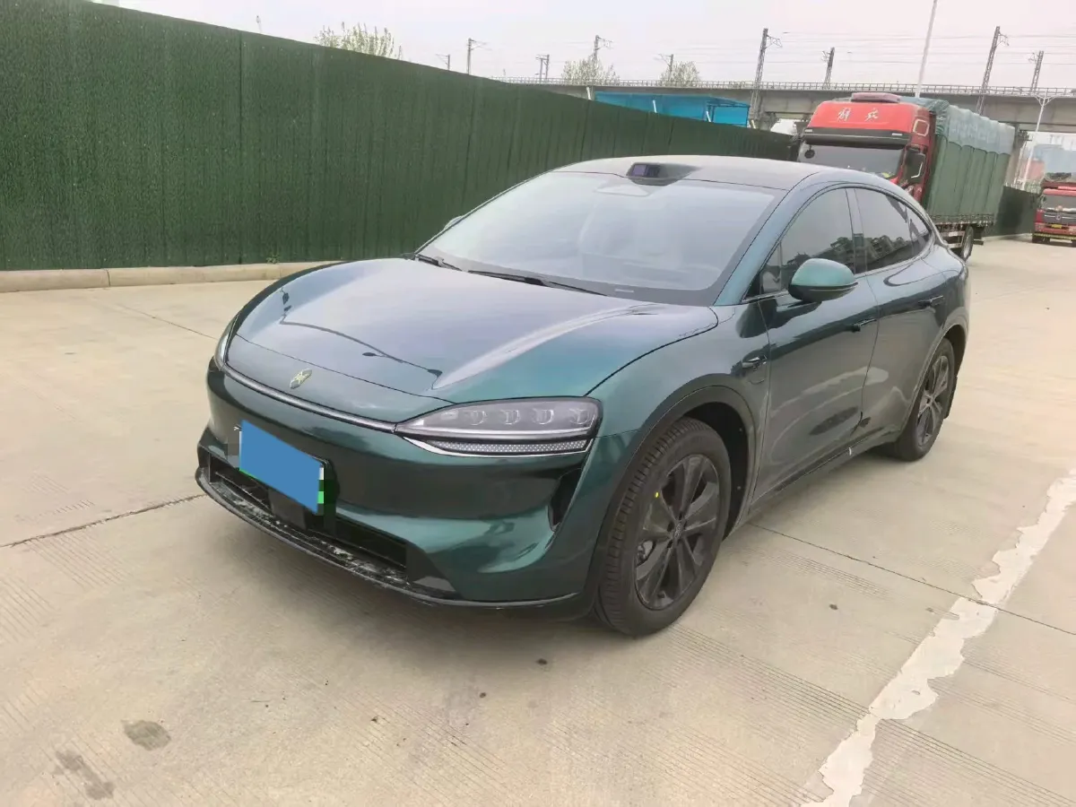 2026 Luxeed R7 REEV 156HP REEV,autocango,china used car exporter,china ev exporter,chinese used car exporter,chinese used ev exporter