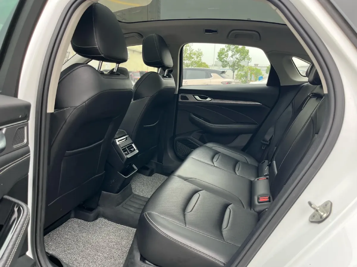 2021 Geely Preface 2.0T 190HP L4 7DCT,autocango,china used car exporter,china ev exporter,chinese used car exporter,chinese used ev exporter