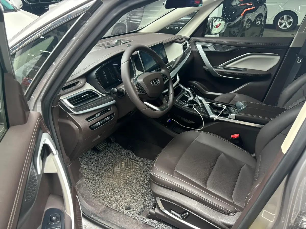 2021 Geely JiaJi 1.8T 184HP L4 7DCT,autocango,china used car exporter,china ev exporter,chinese used car exporter,chinese used ev exporter