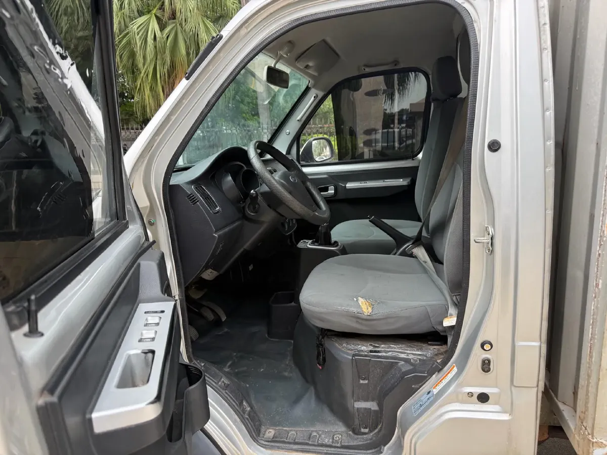 2019 Karry YouJin 1.5L 116HP L4 5MT,autocango,china used car exporter,china ev exporter,chinese used car exporter,chinese used ev exporter