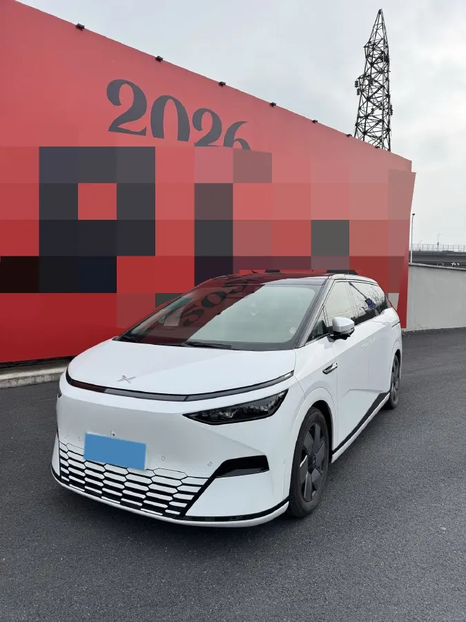 2024 Xpeng X9 BEV 84.5KWH,autocango,china used car exporter,china ev exporter,chinese used car exporter,chinese used ev exporter