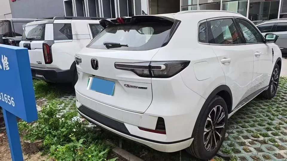 2025 ChangAn QiYuan Q05 Classic 1.5L 98HP L4 E-CVT PHEV 18.4KWH,autocango,china used car exporter,china ev exporter,chinese used car exporter,chinese used ev exporter