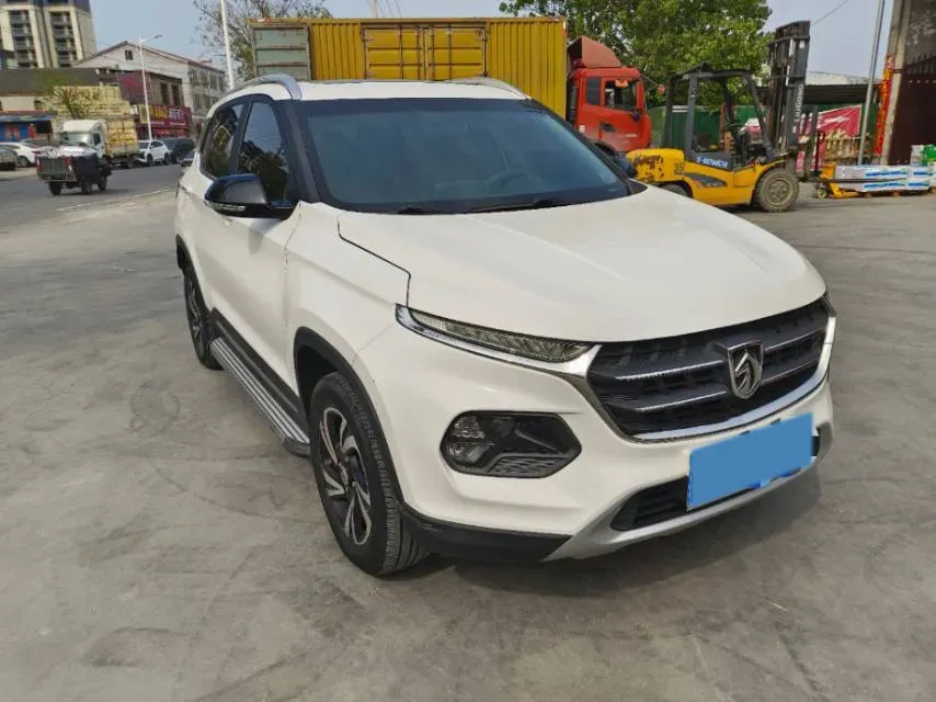 2017 HaiMa S5 Young Edition 1.6L 122HP L4 5MT,autocango,china used car exporter,china ev exporter,chinese used car exporter,chinese used ev exporter