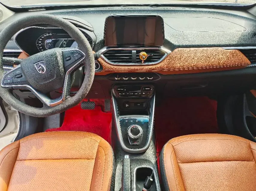 2017 HaiMa S5 Young Edition 1.6L 122HP L4 5MT,autocango,china used car exporter,china ev exporter,chinese used car exporter,chinese used ev exporter