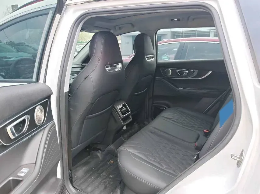 2023 Chery Tiggo 7 Plus 1.6T 197HP L4 7DCT,autocango,china used car exporter,china ev exporter,chinese used car exporter,chinese used ev exporter