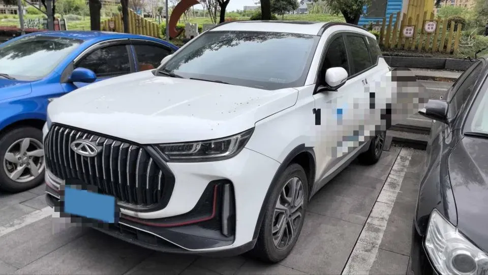 2023 Chery Tiggo 7 Plus 1.6T 197HP L4 7DCT,autocango,china used car exporter,china ev exporter,chinese used car exporter,chinese used ev exporter