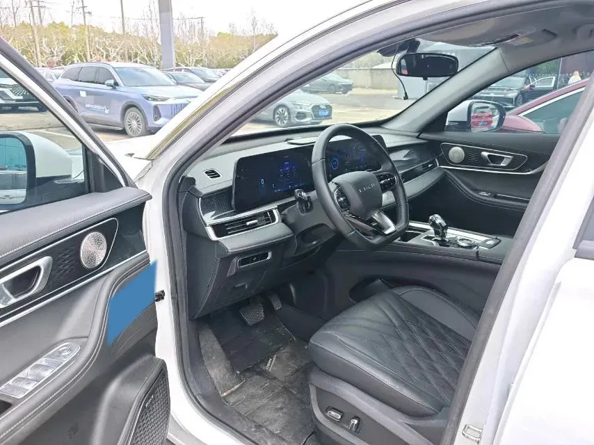 2023 Chery Tiggo 7 Plus 1.6T 197HP L4 7DCT,autocango,china used car exporter,china ev exporter,chinese used car exporter,chinese used ev exporter