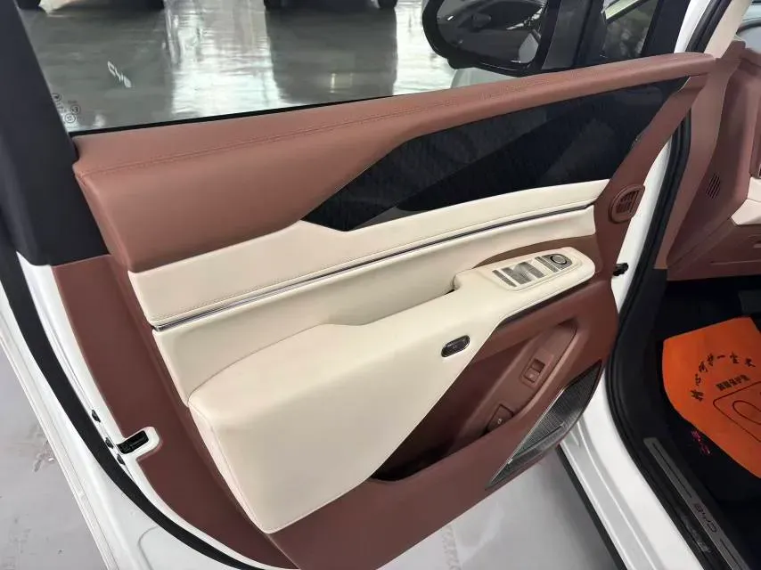 2025 BYD Xia 1.5T 156HP L4 E-CVT PHEV 36.6KWH,autocango,china used car exporter,china ev exporter,chinese used car exporter,chinese used ev exporter