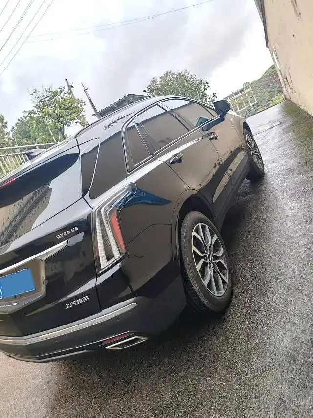2023 Cadillac XT5 2.0T 237HP L4 9AT,autocango,china used car exporter,china ev exporter,chinese used car exporter,chinese used ev exporter