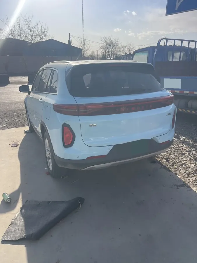 2023 Skyworth HT-i 1.5L 110HP L4 E-CVT PHEV 32.76KWH,autocango,china used car exporter,china ev exporter,chinese used car exporter,chinese used ev exporter