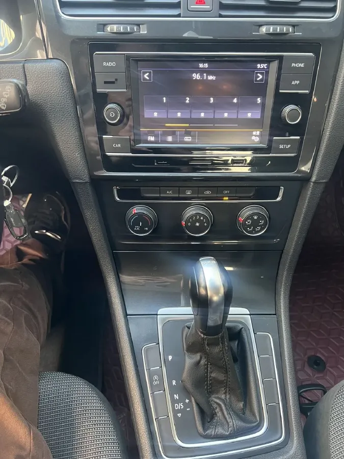 2018 Volkswagen Golf 1.4T 131HP L4 7DCT,autocango,china used car exporter,china ev exporter,chinese used car exporter,chinese used ev exporter