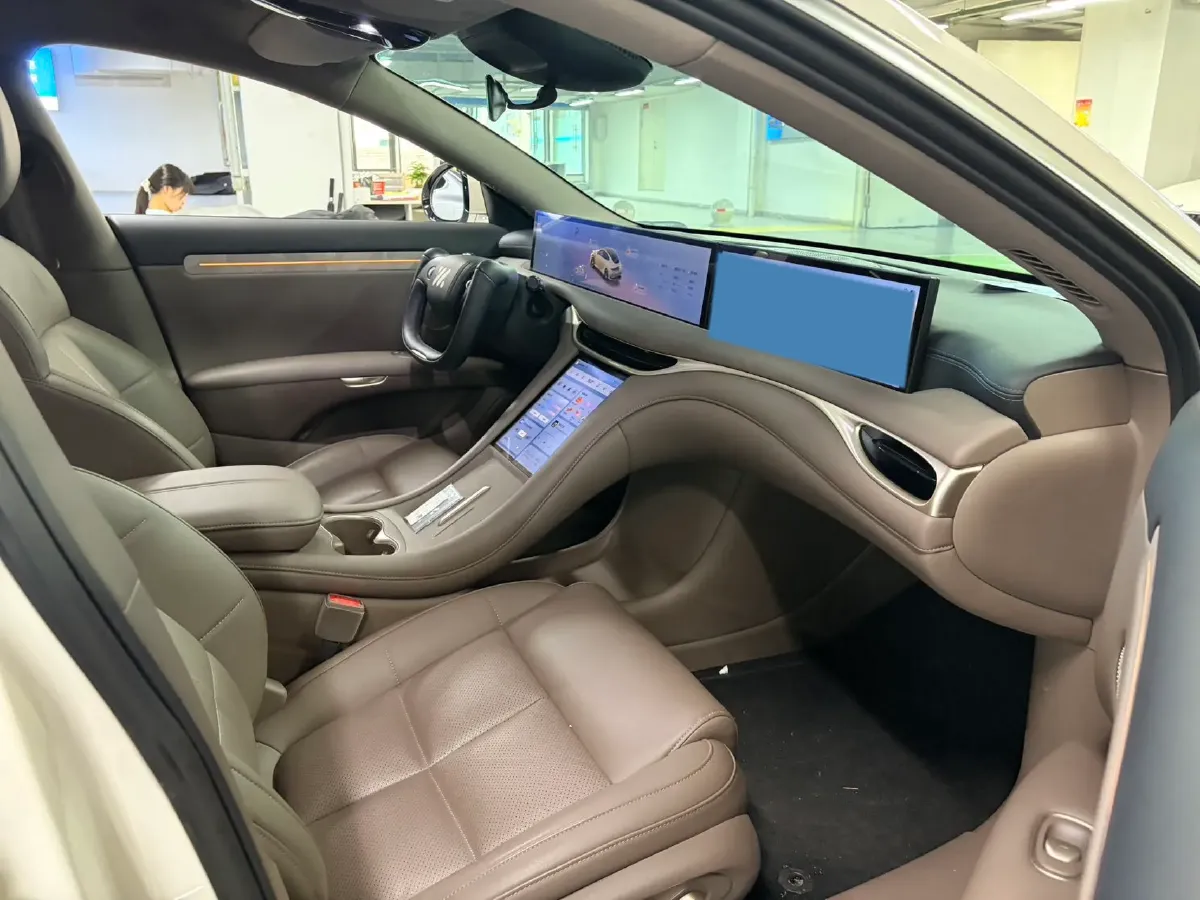 2025 IM L6 BEV,autocango,china used car exporter,china ev exporter,chinese used car exporter,chinese used ev exporter