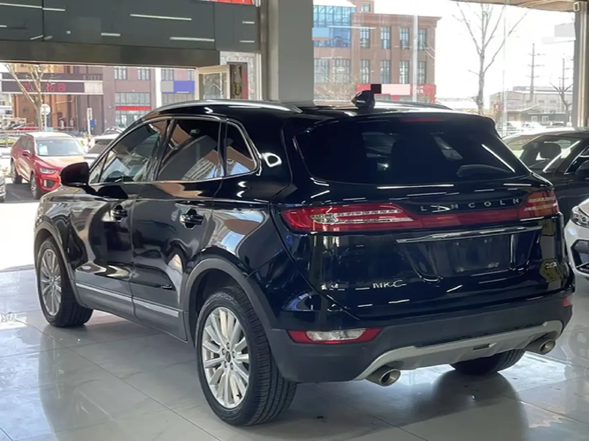 2019 Lincoln MKC 2.0T 203HP L4 6AT,autocango,china used car exporter,china ev exporter,chinese used car exporter,chinese used ev exporter