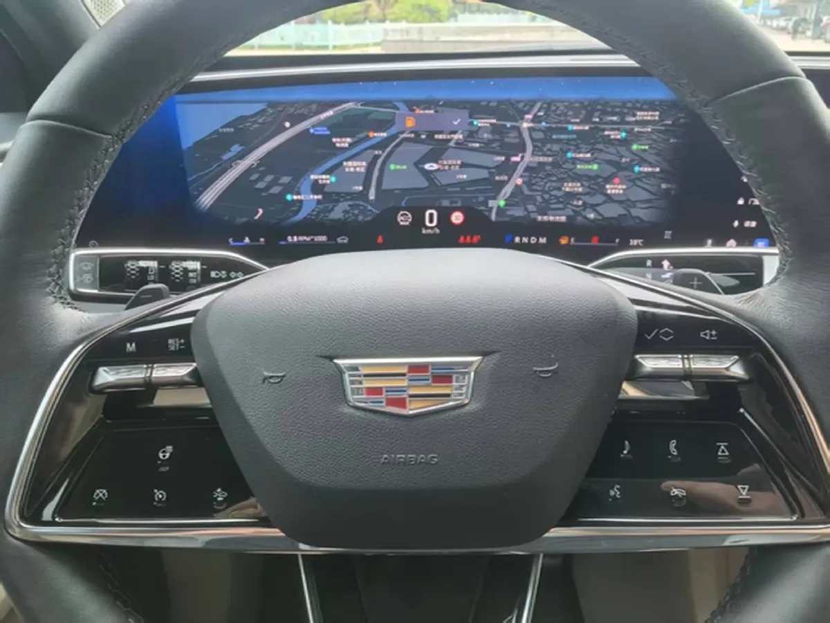 2025 Cadillac XT5 2.0T 237HP L4 9AT,autocango,china used car exporter,china ev exporter,chinese used car exporter,chinese used ev exporter