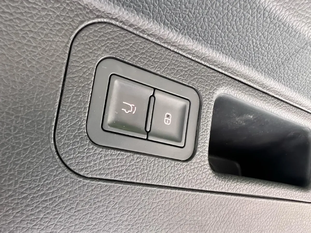 2023 BYD Song Pro 1.5L 110HP L4 E-CVT PHEV 18.3KWH,autocango,china used car exporter,china ev exporter,chinese used car exporter,chinese used ev exporter