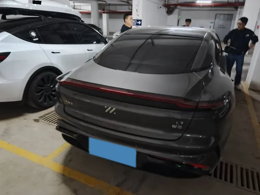2022 IM L7 BEV 90KWH,autocango,china used car exporter,china ev exporter,chinese used car exporter,chinese used ev exporter