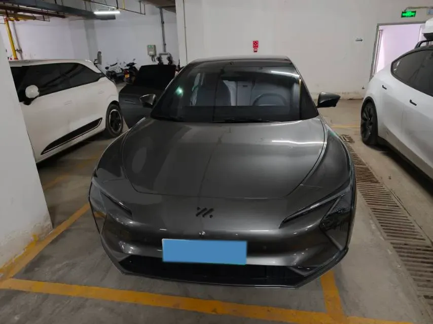 2022 IM L7 BEV 90KWH,autocango,china used car exporter,china ev exporter,chinese used car exporter,chinese used ev exporter