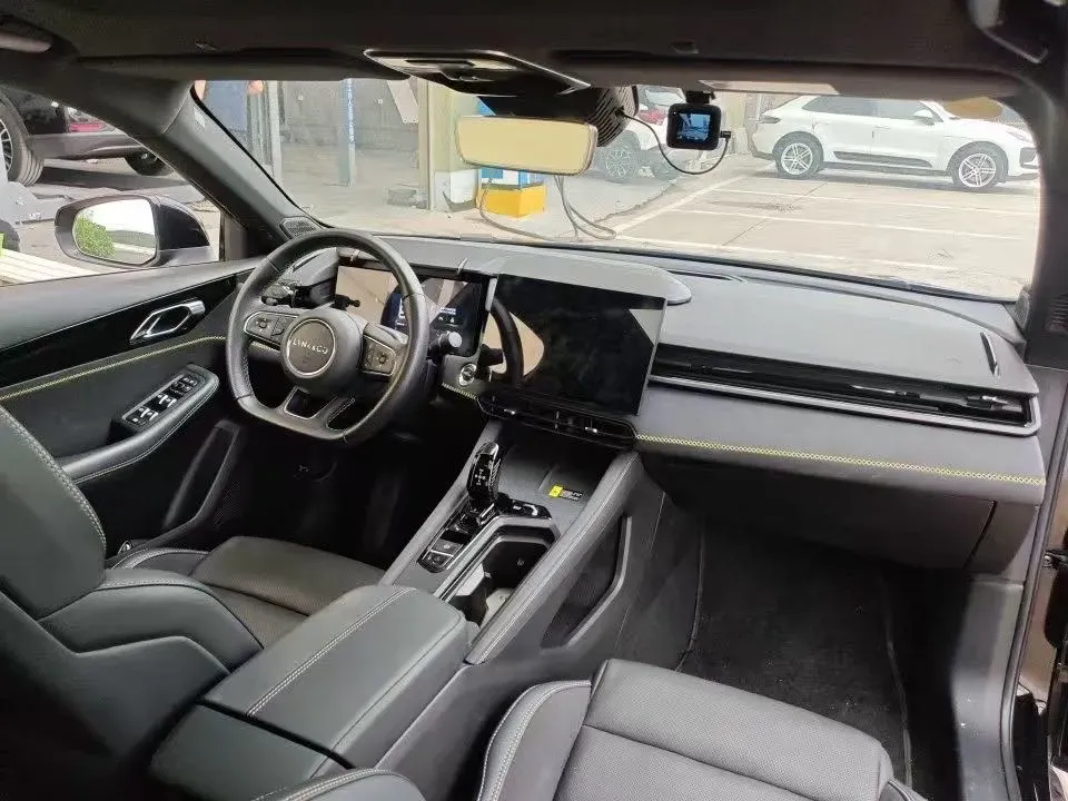 2023 MAXUS G50 1.5T 181HP L4 7DCT,autocango,china used car exporter,china ev exporter,chinese used car exporter,chinese used ev exporter