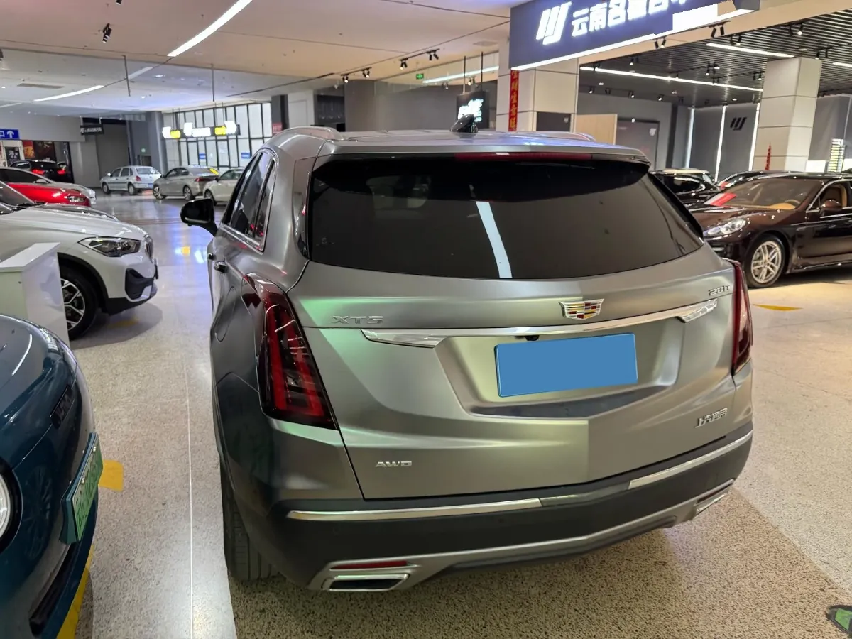 2021 Cadillac XT5 2.0T 237HP L4 9AT,autocango,china used car exporter,china ev exporter,chinese used car exporter,chinese used ev exporter
