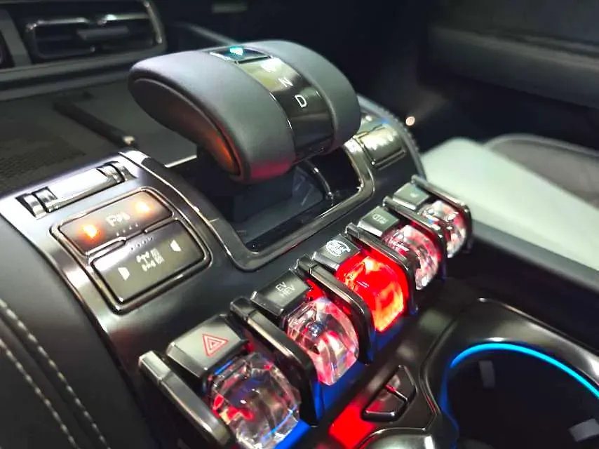 2023 FangChengBao Bao 5 1.5T 194HP L4 E-CVT PHEV 31.8KWH,autocango,china used car exporter,china ev exporter,chinese used car exporter,chinese used ev exporter