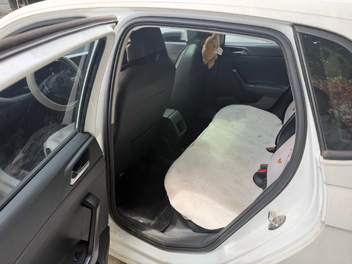 2019 Volkswagen Polo 1.5L 113HP L4 6AT,autocango,china used car exporter,china ev exporter,chinese used car exporter,chinese used ev exporter