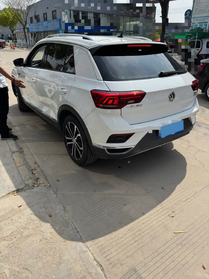 2019 Volkswagen T-Roc 1.4T 150HP L4 7DCT,autocango,china used car exporter,china ev exporter,chinese used car exporter,chinese used ev exporter