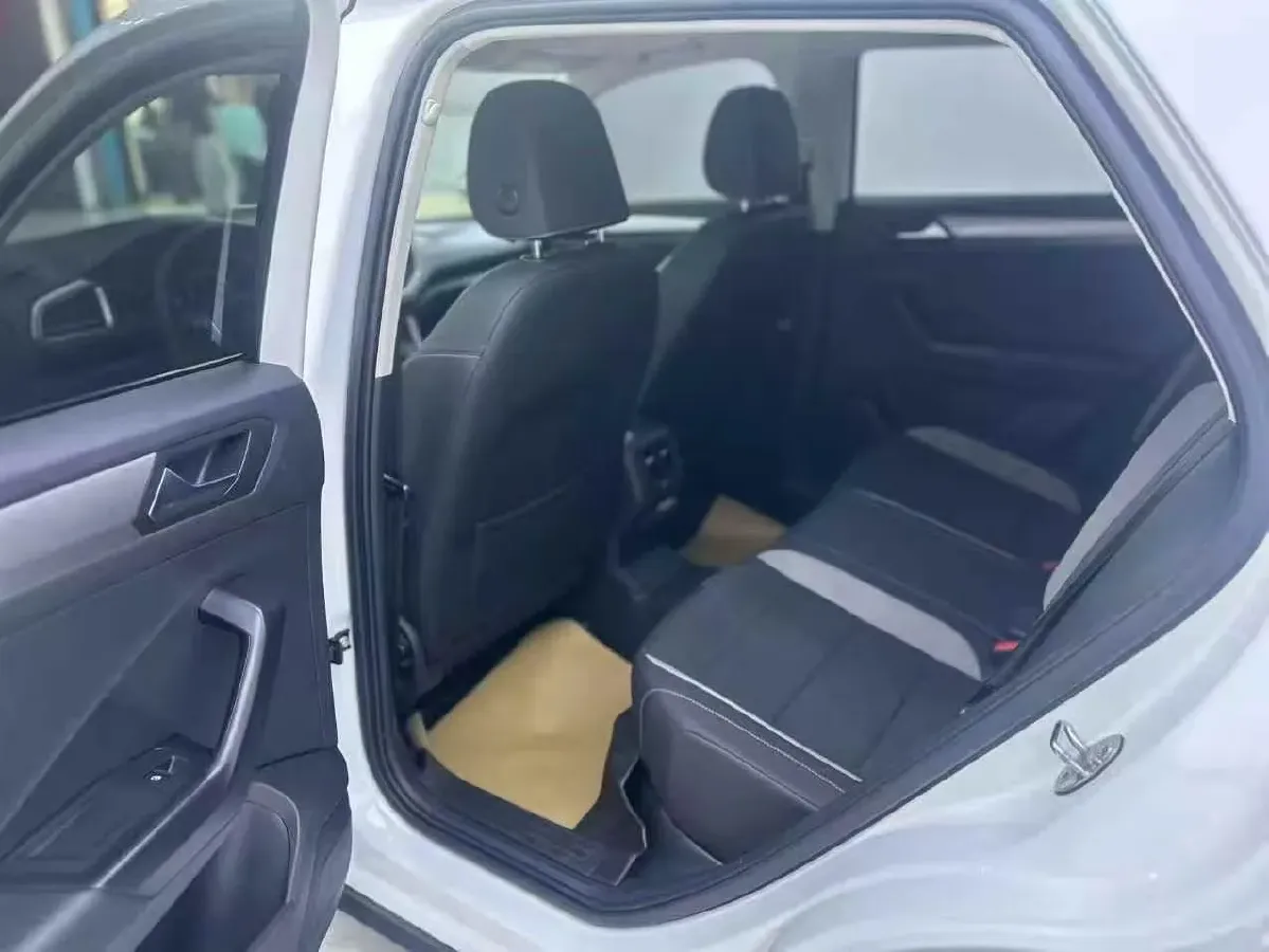 2019 Volkswagen T-Roc 1.4T 150HP L4 7DCT,autocango,china used car exporter,china ev exporter,chinese used car exporter,chinese used ev exporter