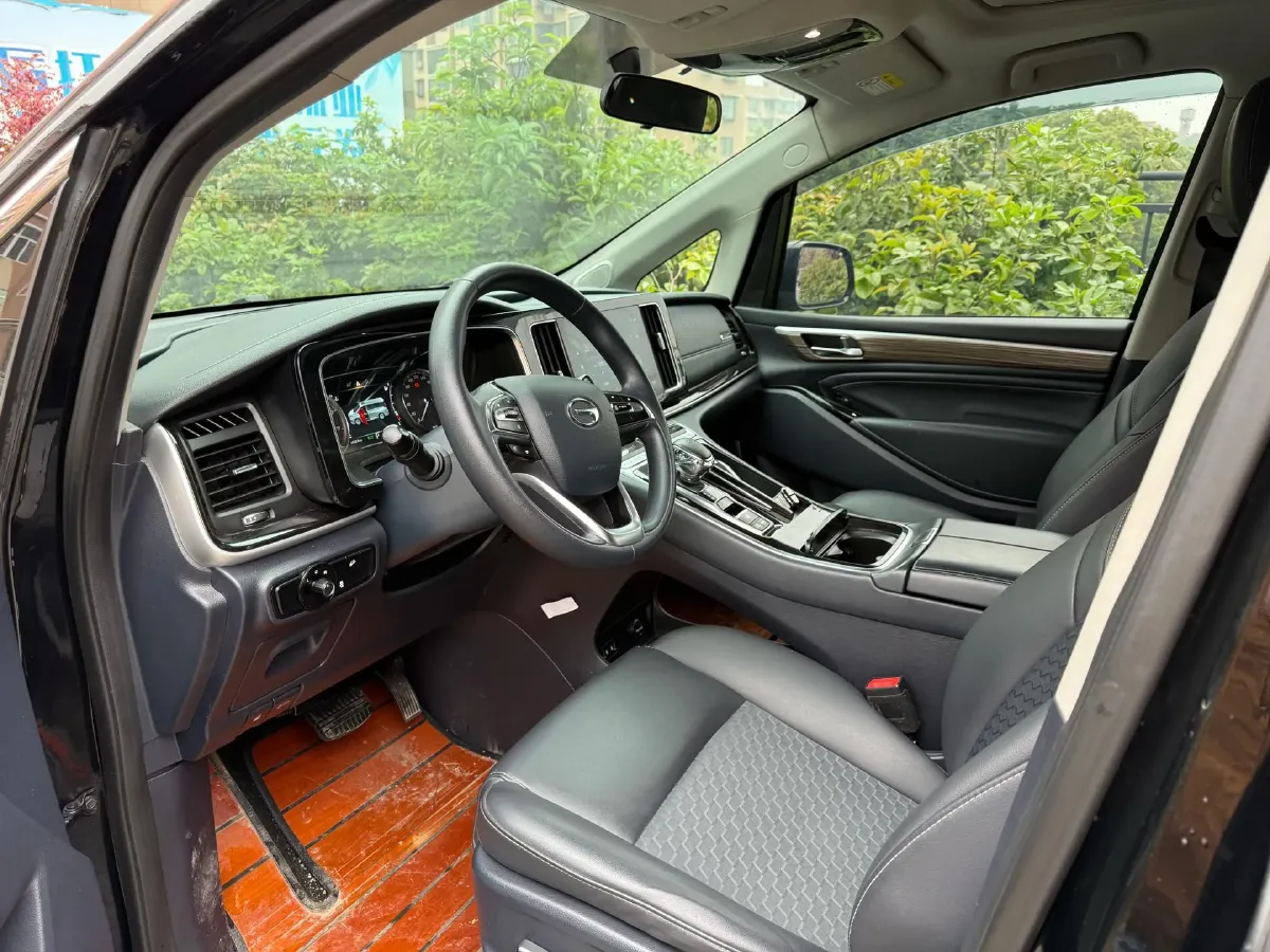 2023 GAC Trumpchi M8 2.0T 252HP L4 8AT,autocango,china used car exporter,china ev exporter,chinese used car exporter,chinese used ev exporter