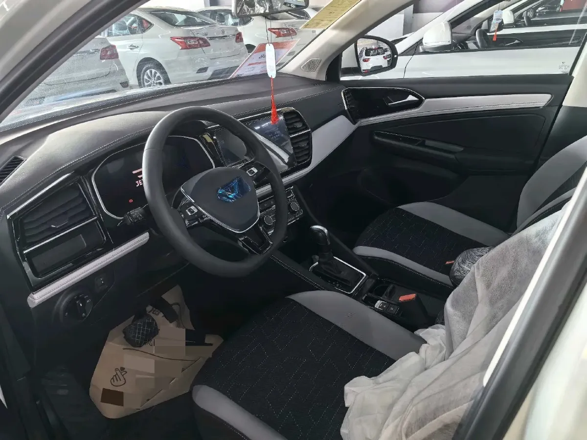 2024 Jetta VS7 1.4T 150HP L4 6AT,autocango,china used car exporter,china ev exporter,chinese used car exporter,chinese used ev exporter