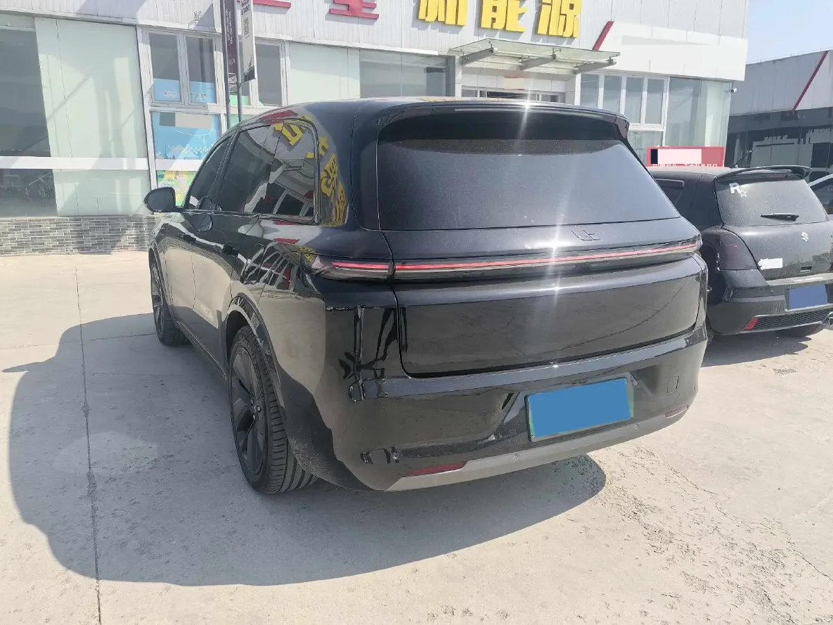 2024 Volvo S60 2.0T 197HP L4 7DCT,autocango,china used car exporter,china ev exporter,chinese used car exporter,chinese used ev exporter