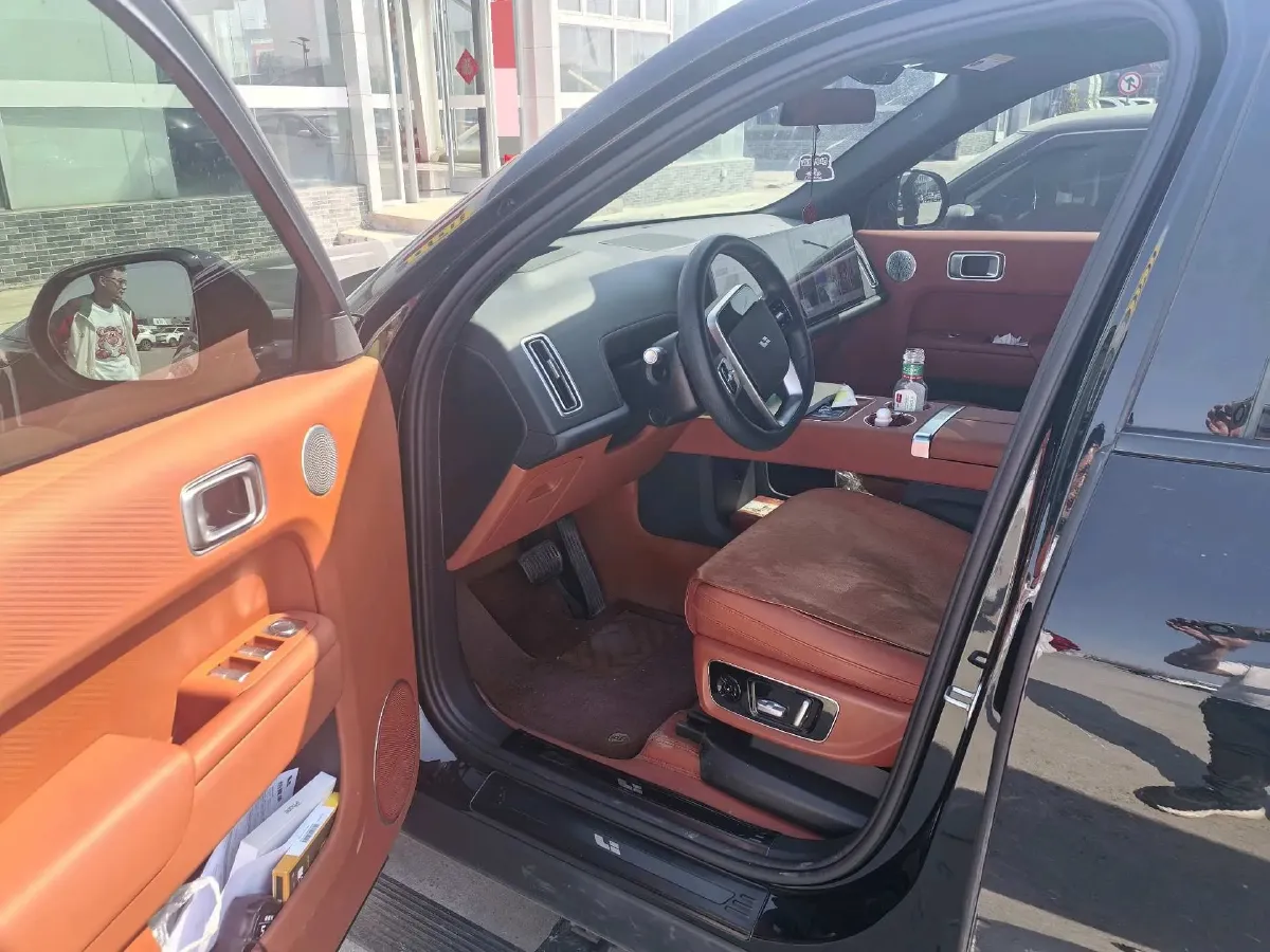 2024 Volvo S60 2.0T 197HP L4 7DCT,autocango,china used car exporter,china ev exporter,chinese used car exporter,chinese used ev exporter