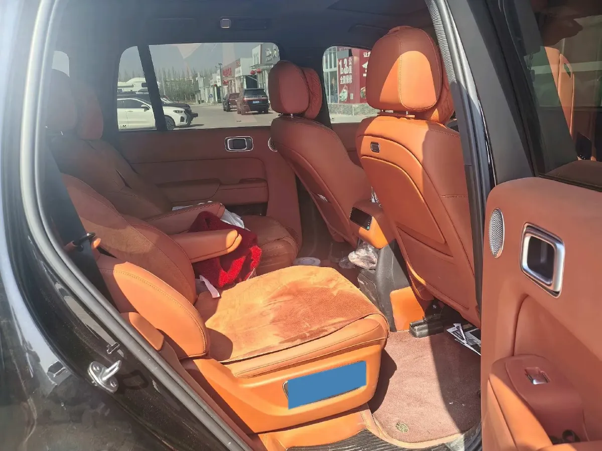 2024 Volvo S60 2.0T 197HP L4 7DCT,autocango,china used car exporter,china ev exporter,chinese used car exporter,chinese used ev exporter