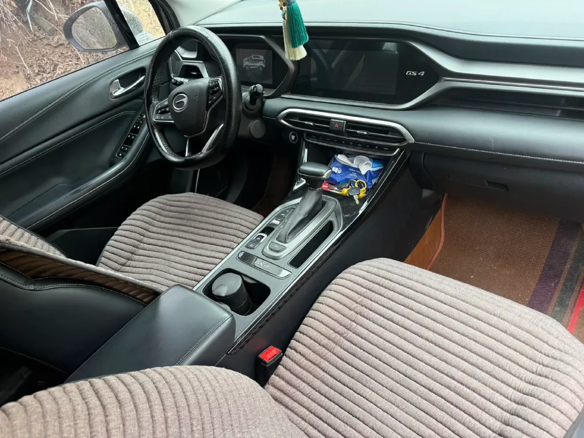 2021 GAC Trumpchi GS4 1.5T 169HP L4 6AT,autocango,china used car exporter,china ev exporter,chinese used car exporter,chinese used ev exporter