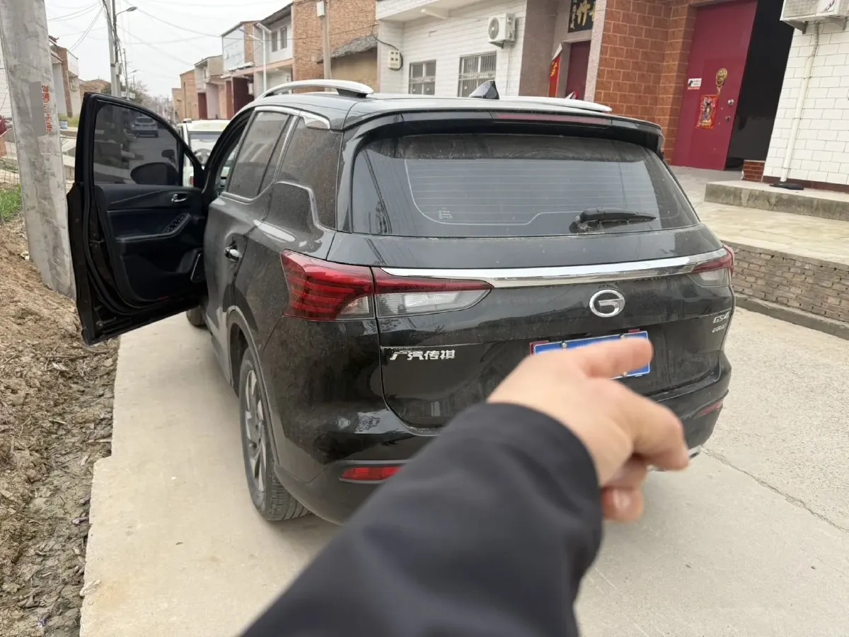 2021 GAC Trumpchi GS4 1.5T 169HP L4 6AT,autocango,china used car exporter,china ev exporter,chinese used car exporter,chinese used ev exporter