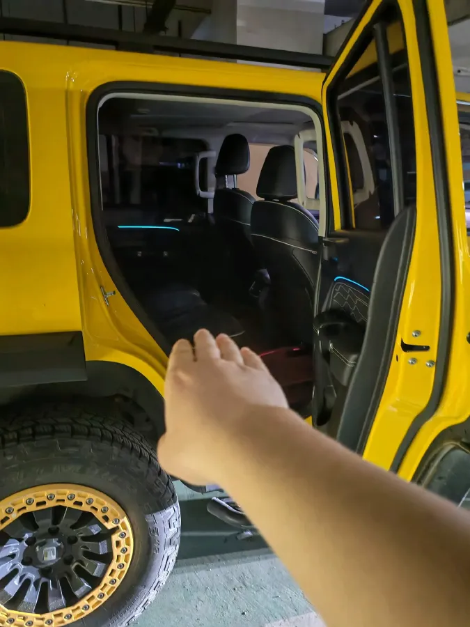 2022 Tank 300 2.0T 227HP L4 8AT,autocango,china used car exporter,china ev exporter,chinese used car exporter,chinese used ev exporter