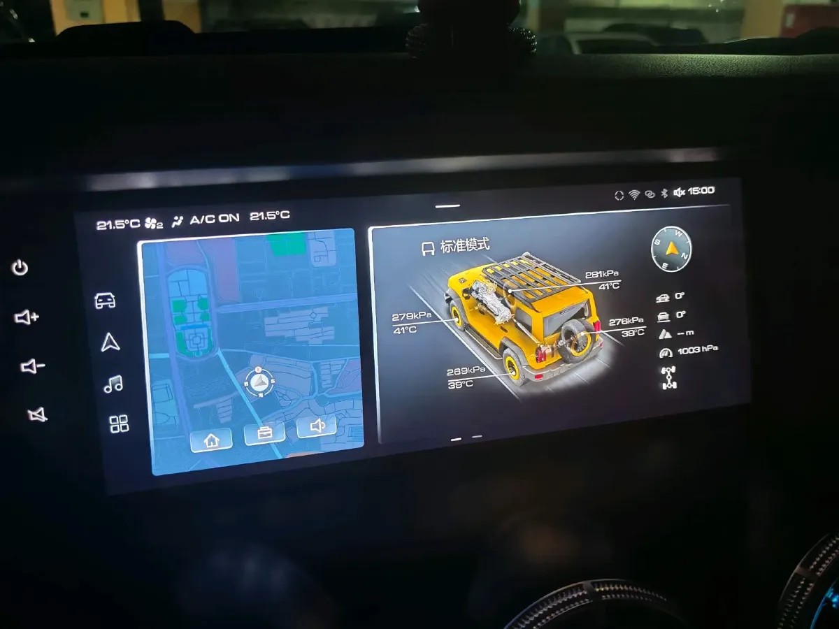 2022 Tank 300 2.0T 227HP L4 8AT,autocango,china used car exporter,china ev exporter,chinese used car exporter,chinese used ev exporter