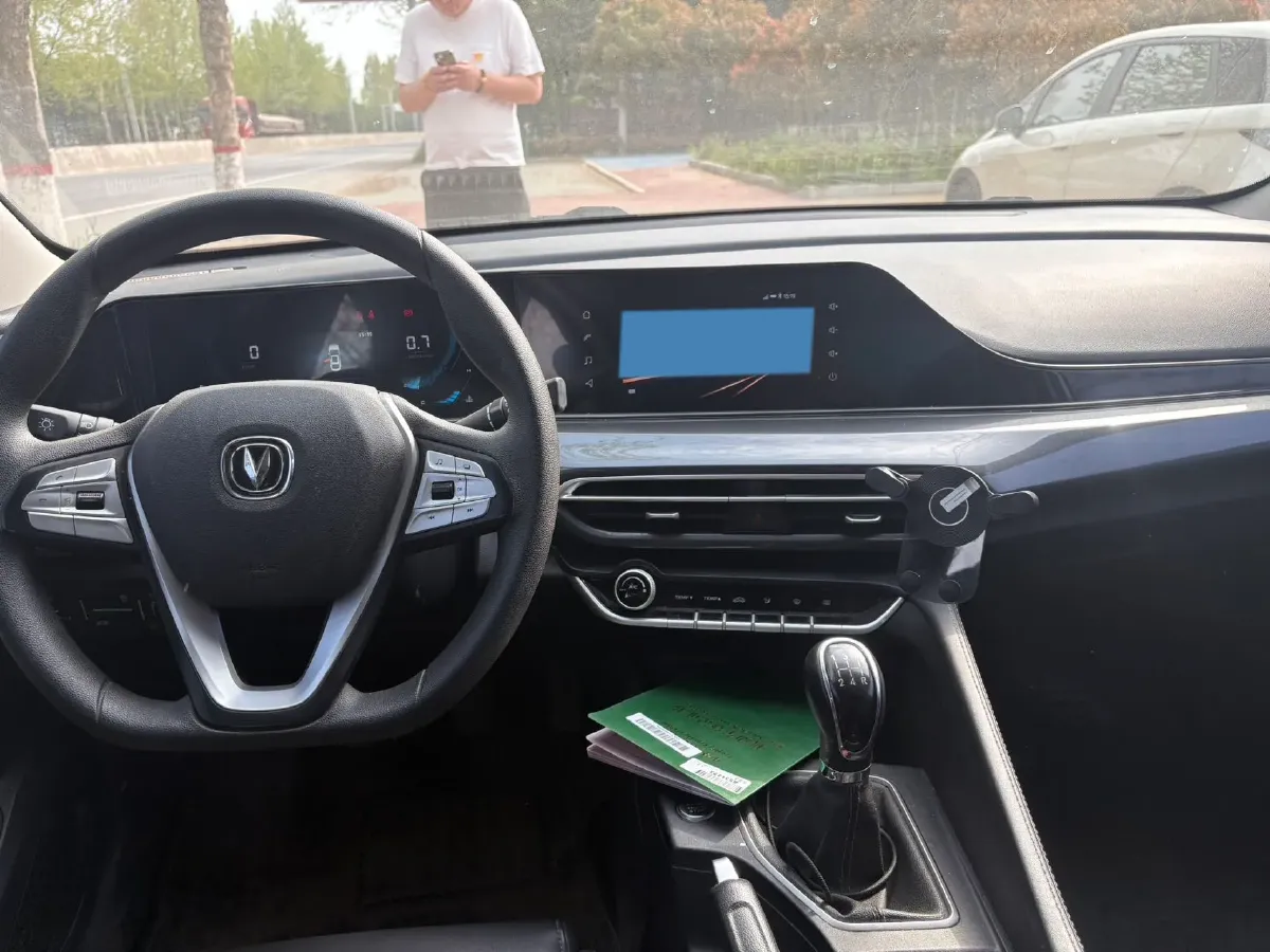 2020 ChangAn Eado 1.6L 128HP L4 5MT,autocango,china used car exporter,china ev exporter,chinese used car exporter,chinese used ev exporter