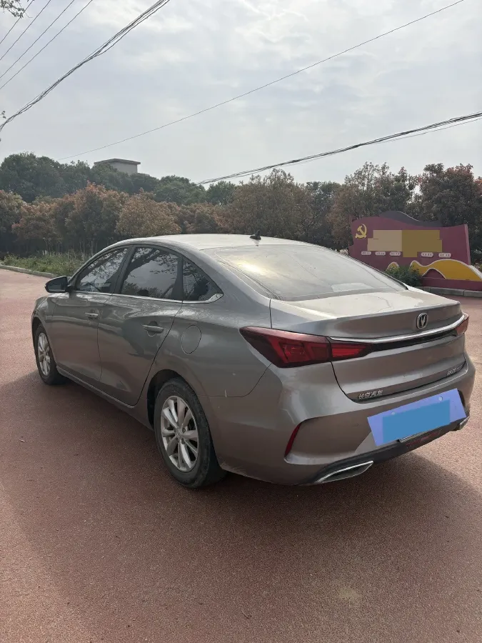 2020 ChangAn Eado 1.6L 128HP L4 5MT,autocango,china used car exporter,china ev exporter,chinese used car exporter,chinese used ev exporter
