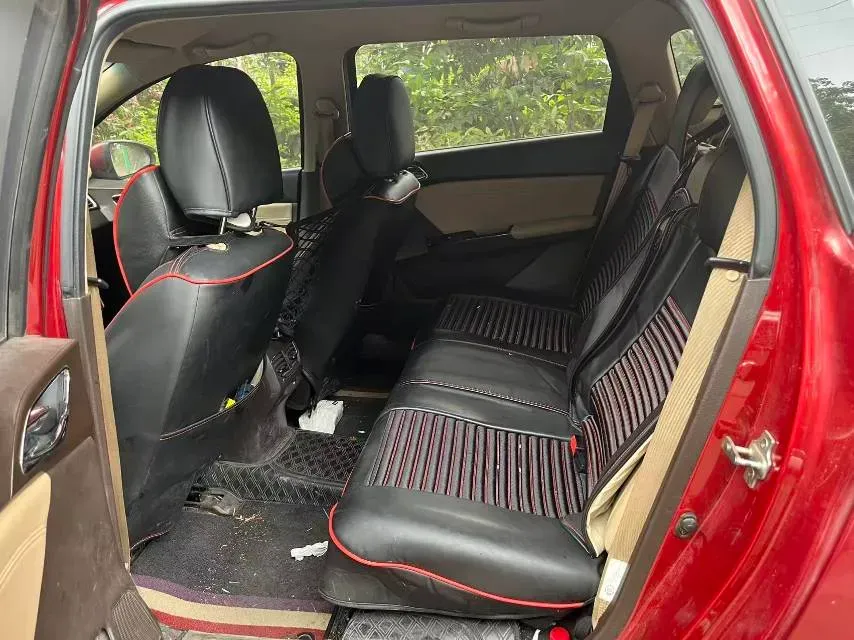 2017 BaoJun 310W 1.5L 112HP L4 6MT,autocango,china used car exporter,china ev exporter,chinese used car exporter,chinese used ev exporter