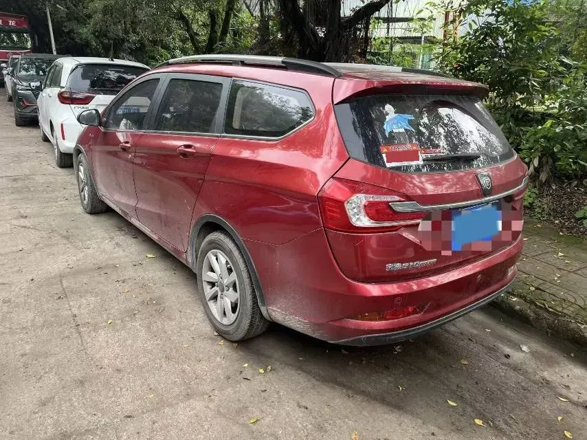 2017 BaoJun 310W 1.5L 112HP L4 6MT,autocango,china used car exporter,china ev exporter,chinese used car exporter,chinese used ev exporter