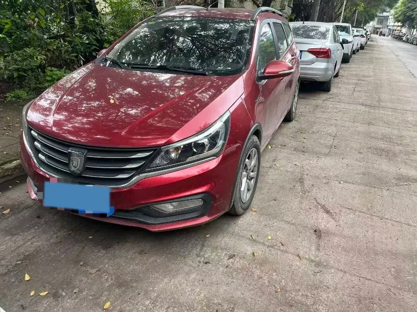 2017 BaoJun 310W 1.5L 112HP L4 6MT,autocango,china used car exporter,china ev exporter,chinese used car exporter,chinese used ev exporter