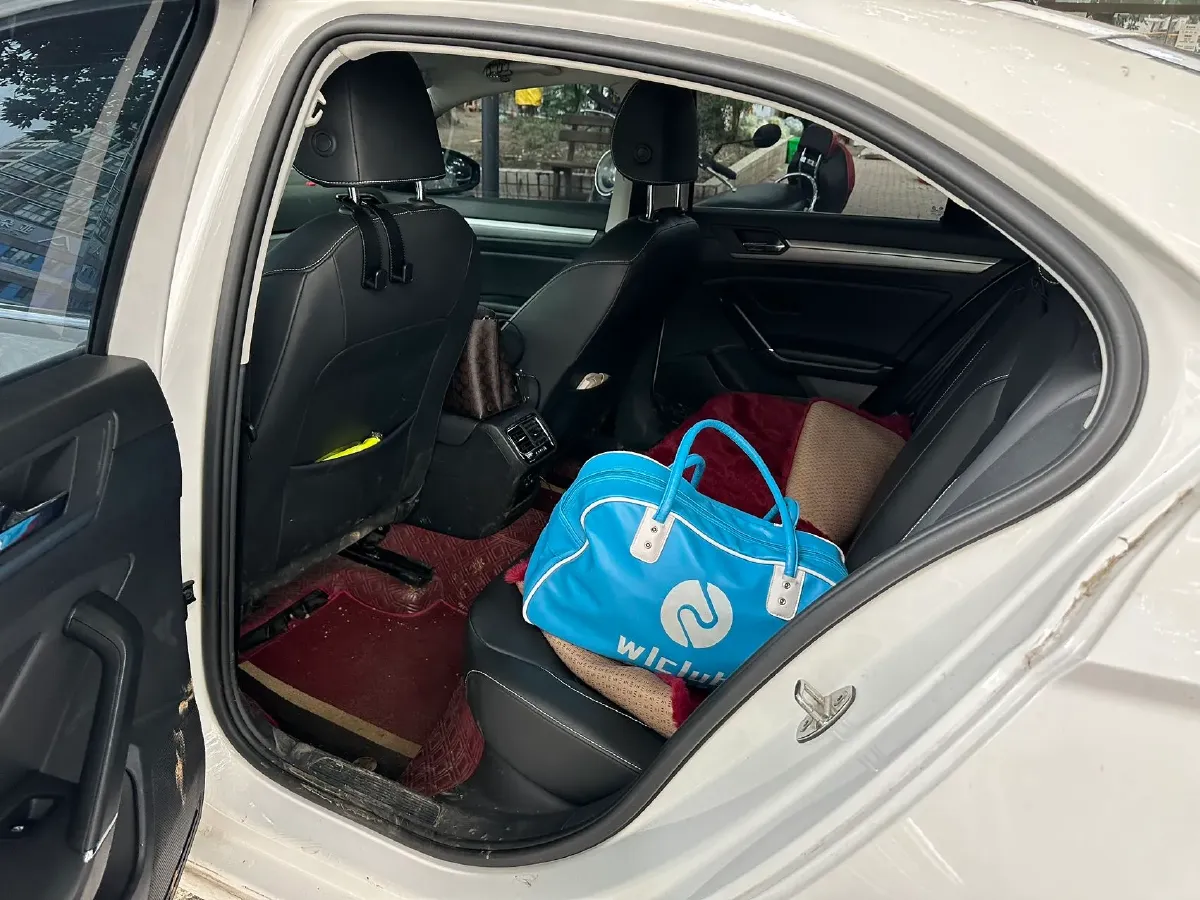 2021 Volkswagen Lamando 1.4T 150HP L4 7DCT,autocango,china used car exporter,china ev exporter,chinese used car exporter,chinese used ev exporter