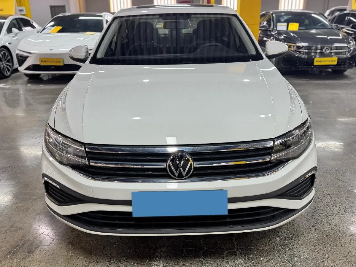 2023 Volkswagen Bora 1.5L 113HP L4 6AT,autocango,china used car exporter,china ev exporter,chinese used car exporter,chinese used ev exporter