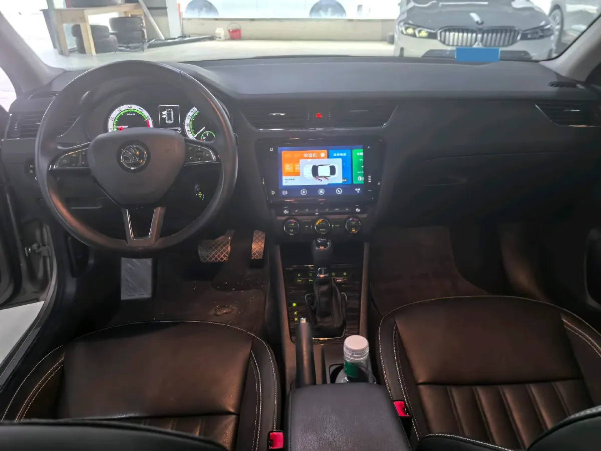 2020 Skoda Octavia 1.4T 150HP L4 7DCT,autocango,china used car exporter,china ev exporter,chinese used car exporter,chinese used ev exporter